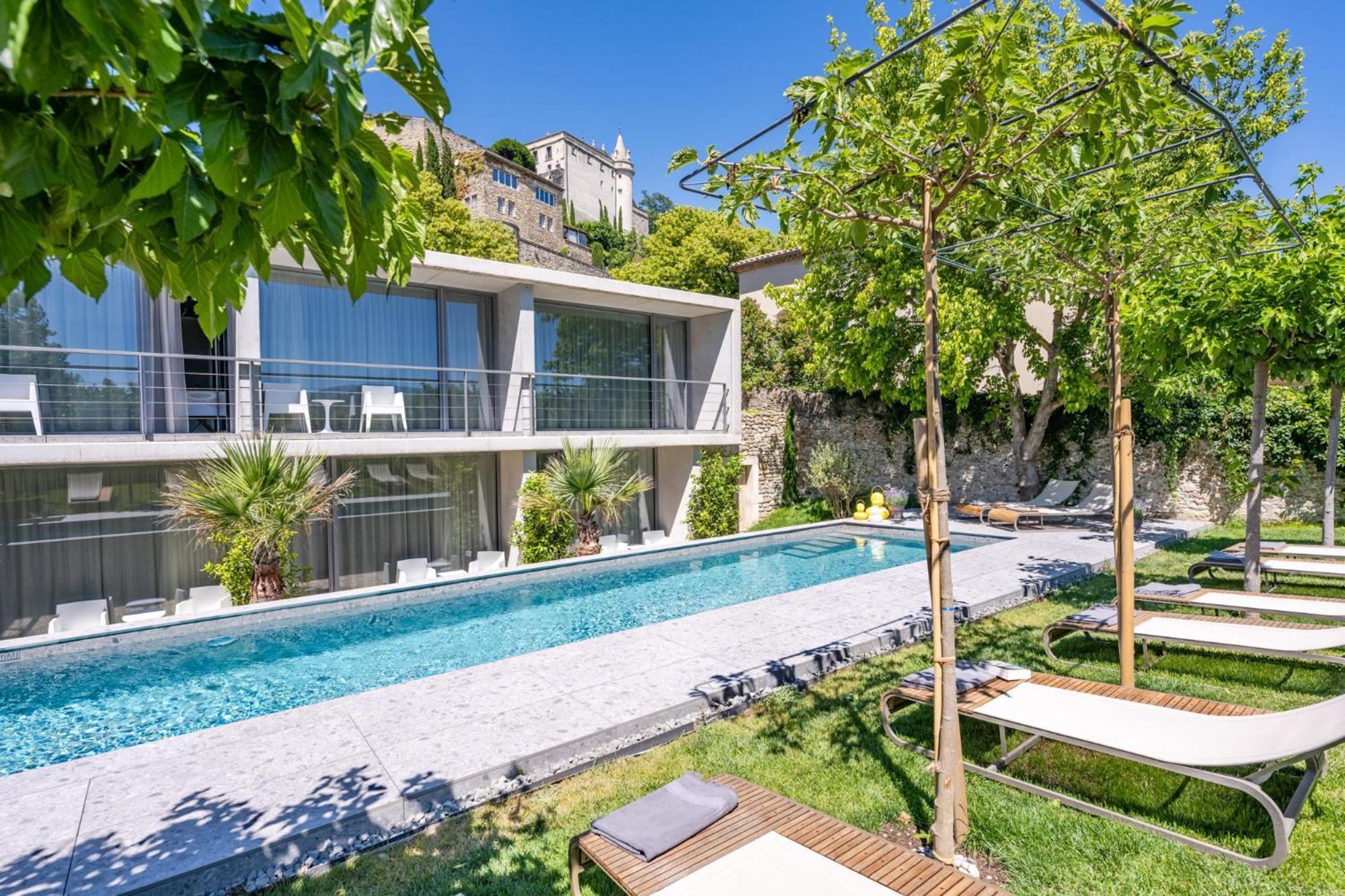 Le Pavillon M, Chambres D'Hotes De Luxe Avec Piscine & Spa Grignan Exteriér fotografie